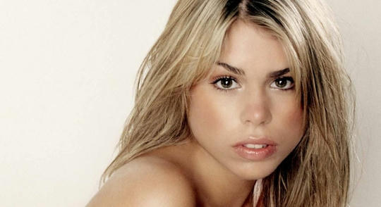 Megszegte a távoltartási végzést Billie Piper zaklatója