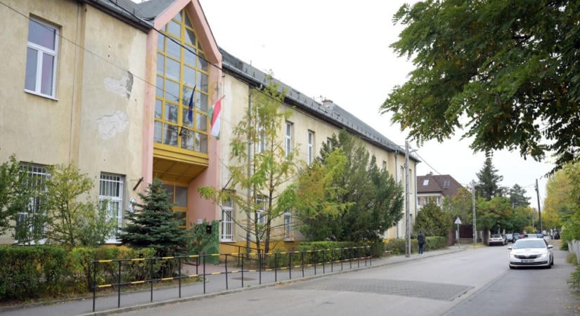 Bombafenyegetést kapott újabb két iskola Budapesten