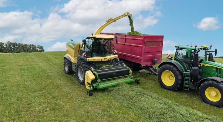 A KRONE új betakarító adaptereket mutat be a BiG X gépekhez