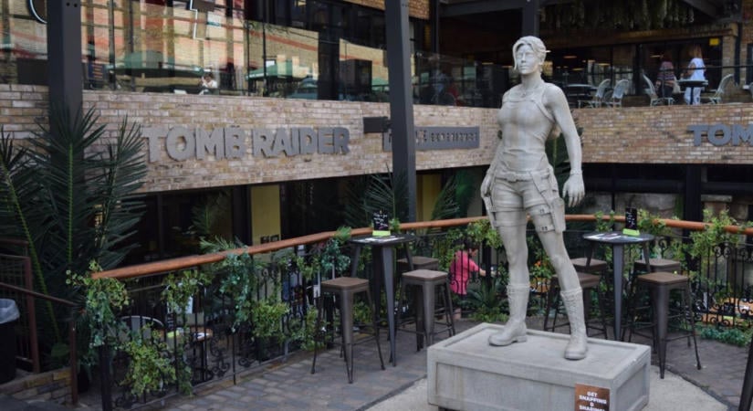 3 méteres szobrot kap Lara Croft, a Tomb Raider hősnője szülővárosában