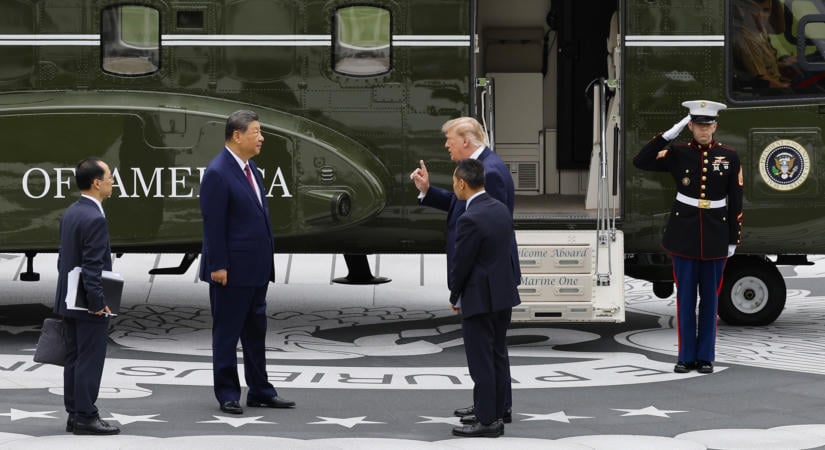 Gesztusok és nehézbombázók: Donald Trump és Hsz Csin-ping találkozóján eldőlhetett volna a világ sorsa, de valami egészen más történt