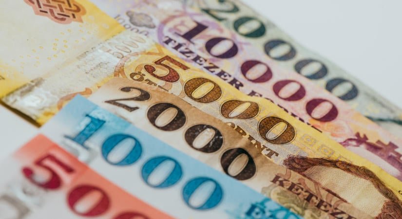 Meglépte az MNB, amire 2005 óta nem volt példa, mégis lejtőre került a forint