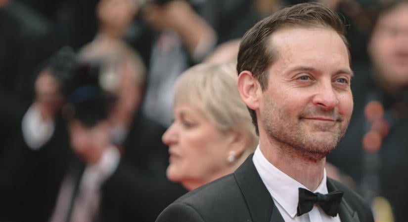 Tobey Maguire pár héttel saját válása után adta össze volt feleségét és új férjét