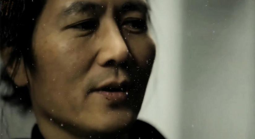 Telt ház előtt csapott le Budapesten a Facebookra a filozófia eleven ostora, Byung-Chul Han