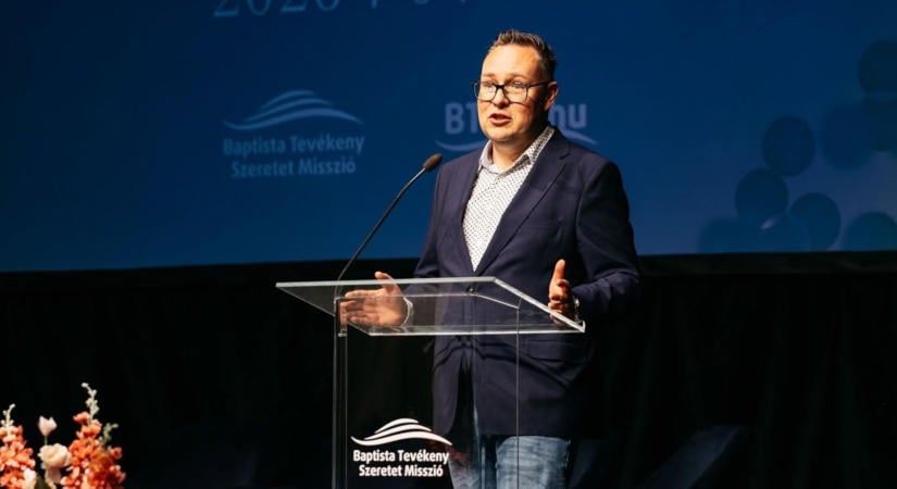 Saját cégeitől bérel ingatlanokat a milliárdokból működő baptista misszió