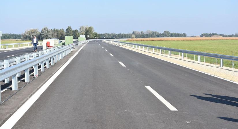 Rákérdeztünk! Ennyit kell fizetni februártól a Pápa–Győr közötti útért