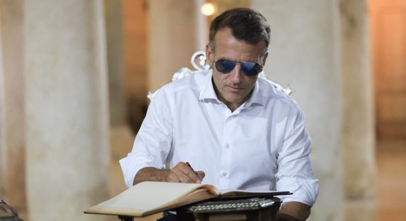 Robbantottak Damaszkuszban nem messze onnan, ahol Emmanuel Macron megszáll
