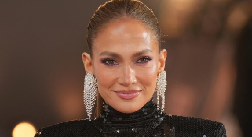 Jennifer Lopez elárulta, mitől érzi magát 10 évvel fiatalabbnak