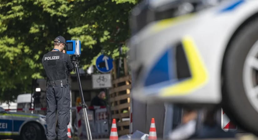 Gyújtószerkezeteket dobtak több épületre védelmi ipari vállalatok közelében Münchenben