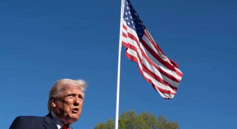 Kampánykörútba kezdett a félidős választások előtt Trump