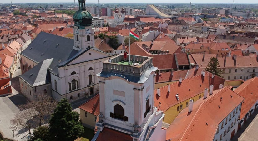 Kilépett a többség a győri Fidesz-frakcióból