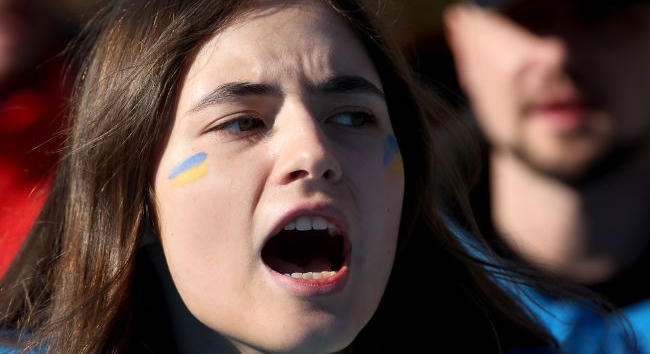 Zelenszkij a negyedik helyen áll az ukránok bizalmát tekintve – közvélemény-kutatás