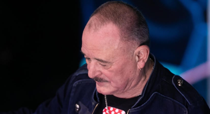 Elcsukló hangon, megtörve szólalt meg Nagy Feró: gyászol a legenda