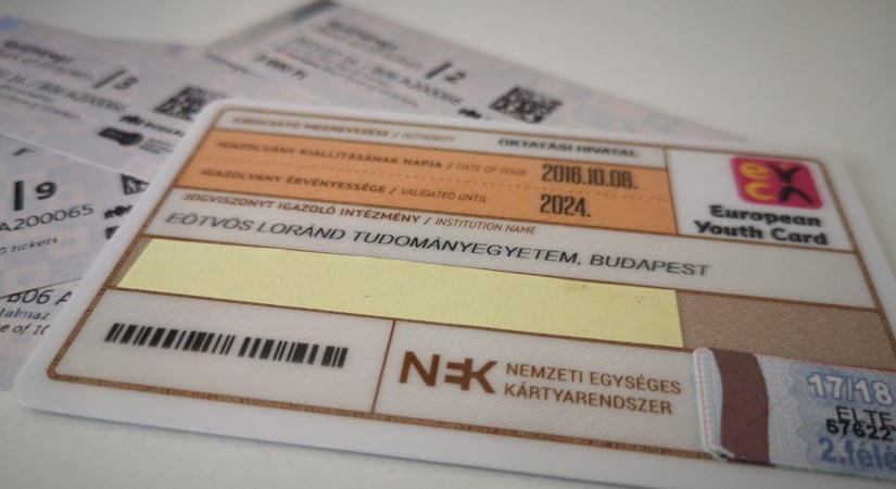 Innen tudjátok lekérdezni egyszerűen az oktatási azonosítótokat