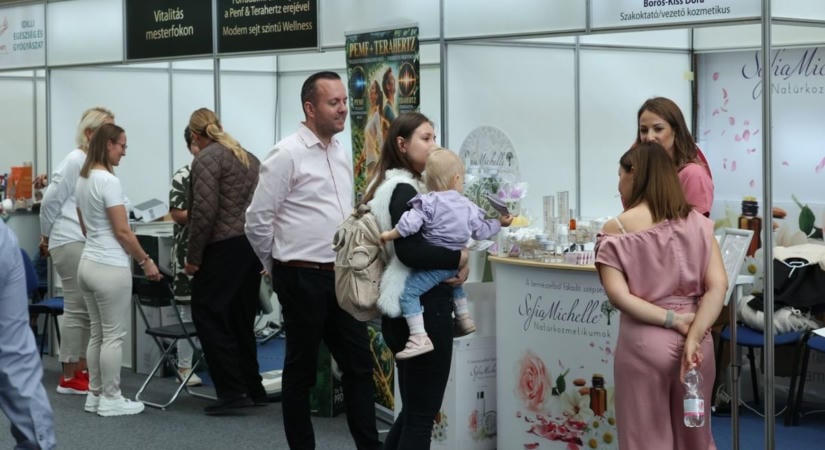 Nagy sikerrel debütált a VitálFeszt Expo – az egészség számos területe bemutatkozott Szegeden  fotók, videó