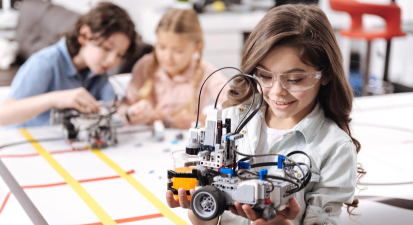 A Hexagon felmérése szerint a gyerekek többet várnak a robotoktól