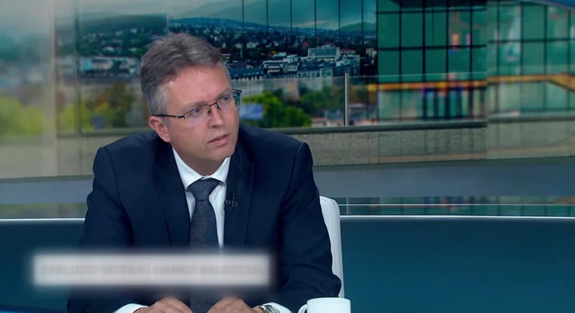 Számos jobboldali politikus közvetítette és véleményezte Hankó Balázs HírTV-nek adott interjúját
