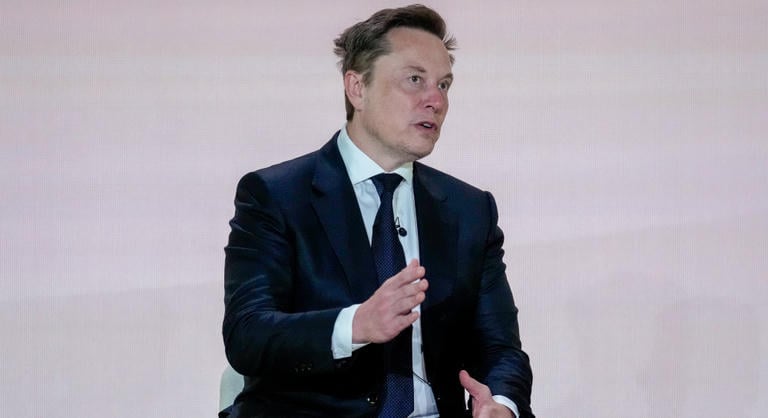 „Gyilkolásra használták” – Elon Musk szerint Ukrajna megsértette a Starlink szabályait