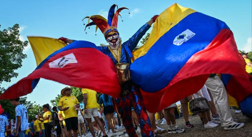 A FIFA kiszámolta, hogy 45 kilométernyi hot dogot ettek már meg a foci-vb szurkolói