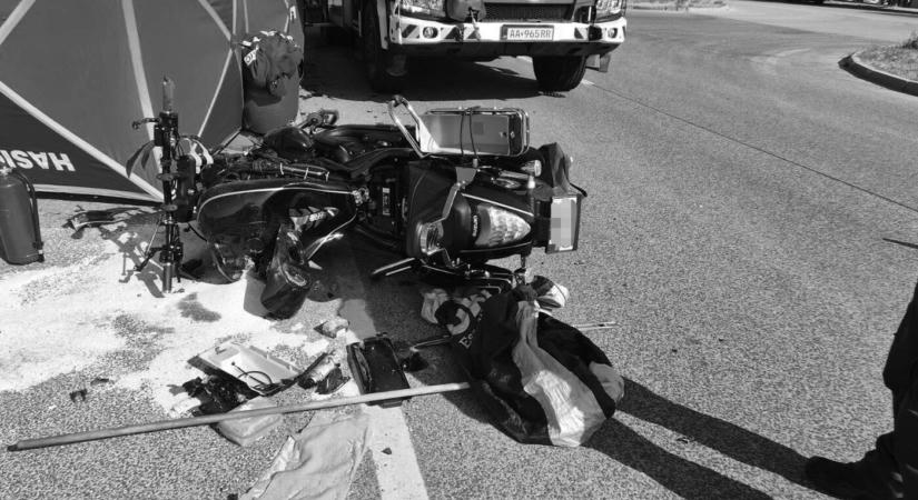 Tragédia: nem adott elsőbbséget a motorosnak, halálra gázolta a furgon