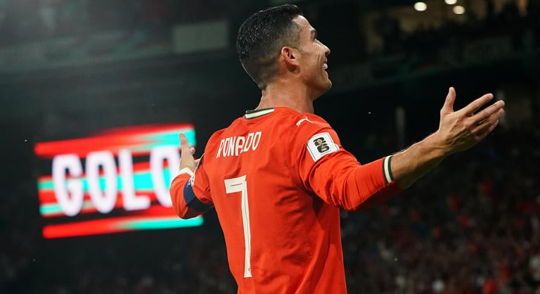 Cristiano Ronaldo olyat tehet az araboknál, amivel az egész világot ámulatba ejtheti