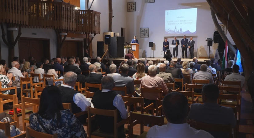 Rangos elismeréssel gazdagodott Bölcske