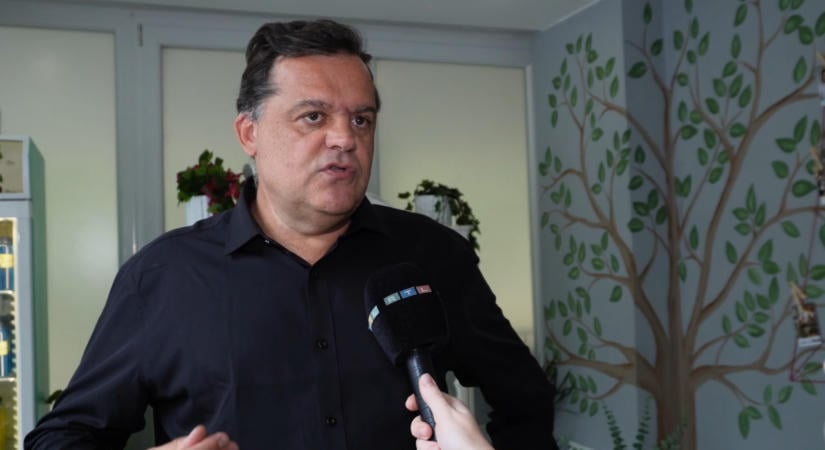 Ő a Panelhősök ellenszenves karaktere: Attila még a munkáját is elveszíti