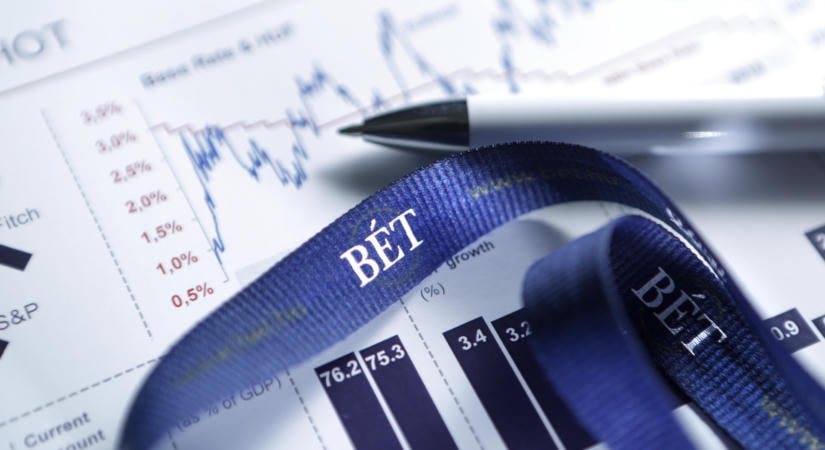 Fordulat az AKKO Investnél: veszteségből nyereségbe váltott a cég