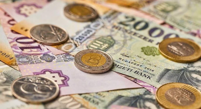 Vegyesen alakult reggel a forint árfolyama