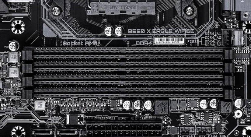 Újabb DDR4 memóriával működő alaplapokat jelentett be a Gigabyte