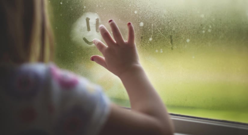 Kevesen ismerik az ablakok rejtett funkcióját: mire jó a 45 fokos kilincsállás?
