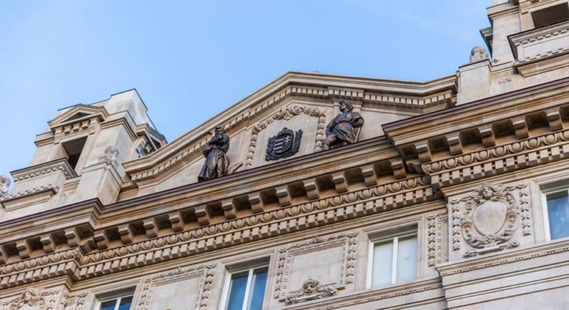 Döntött az MNB az alapkamatról, az elemzők óvatosságot látnak