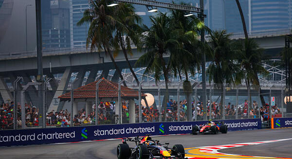 Verstappen nyerte a Szingapúri Nagydíj szombati sprintfutamát