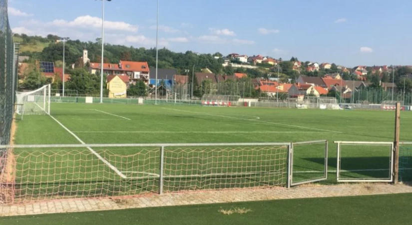 Eger SE: nem ivóvízzel öntözik az Északi Sporttelep füves pályáját