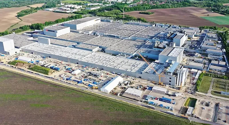 Rácalmáson készülnek a Hankook első európai teherabroncsai
