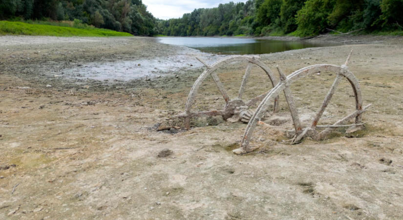 Döbbenetes vízállás Budapestnél