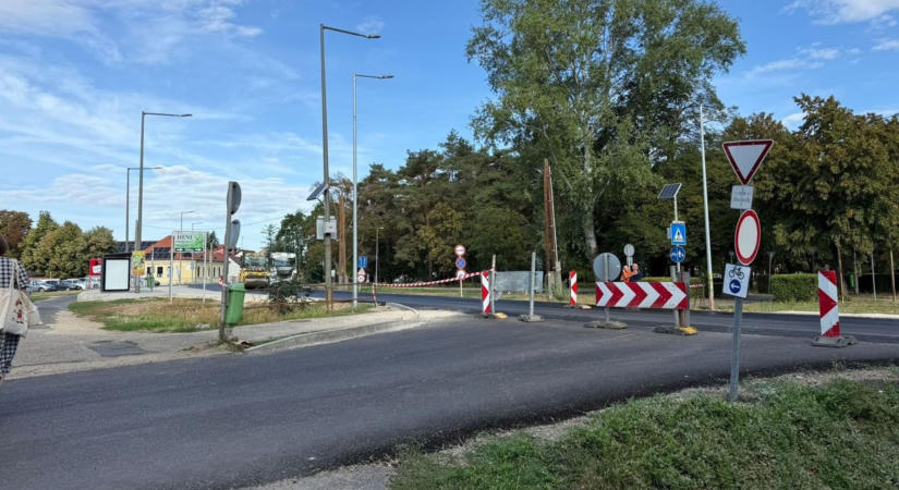 Autósok figyelem! Ismét lezárás van egy forgalmas útszakaszon a megyeszékhelyen