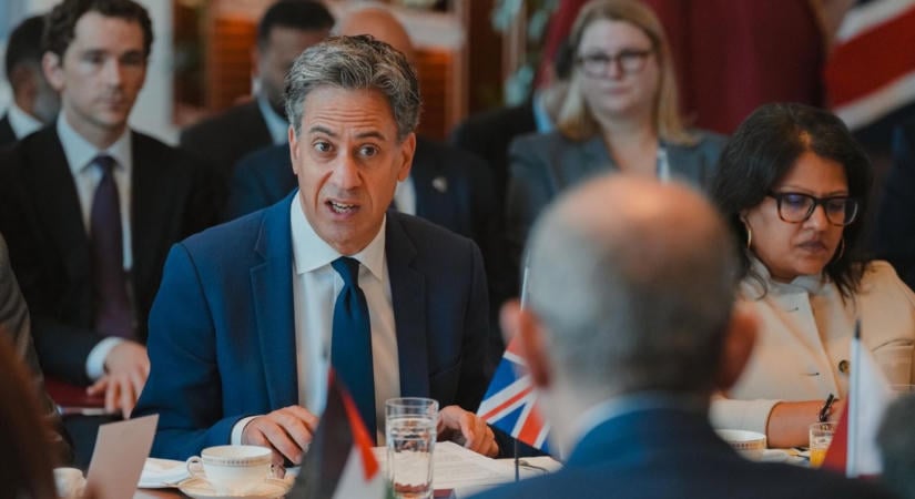 Diplomáciai válság: Izrael bezáratta a jeruzsálemi brit konzulátust, Nagy-Britannia kivár az ellenszankciókkal