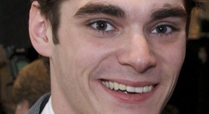 34 évesen elhunyt az ismert Breaking Bad színésze, RJ Mitte