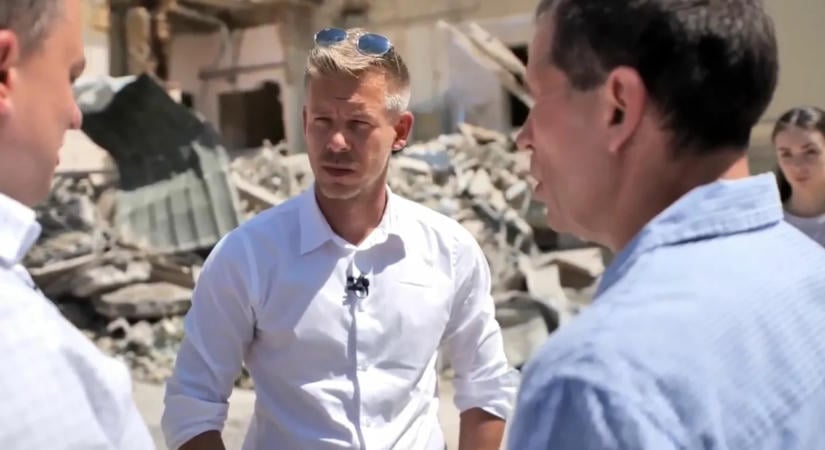 Személyes csúcstalálkozó Kijevben? Zelenszkij sürgős kétoldalú tárgyalásra hívta a háborús fővárosba Magyar Pétert