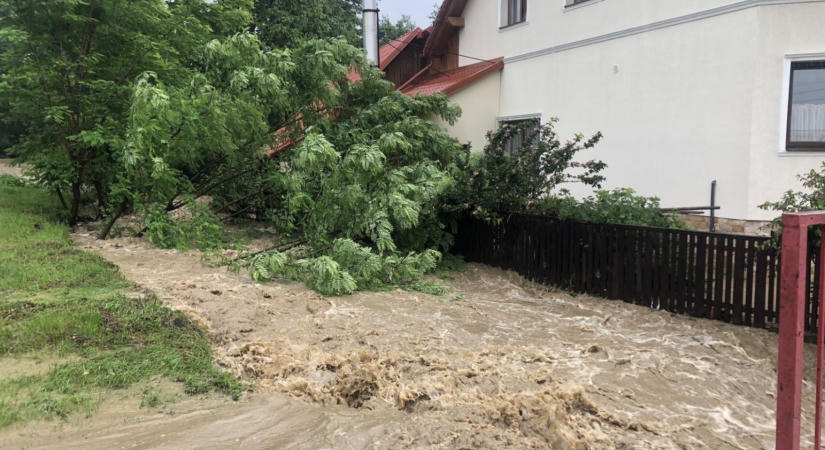 Újabb elsőfokú árvízvédelmi készültséget rendeltek el székelyföldi megyékben is