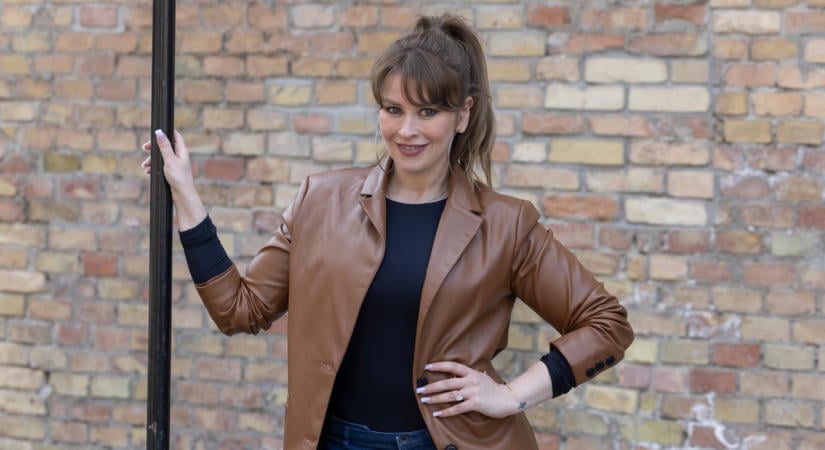 Király Linda megmutatta, milyen bombaformában van – Ebben a ruhában minden szem rászegeződött