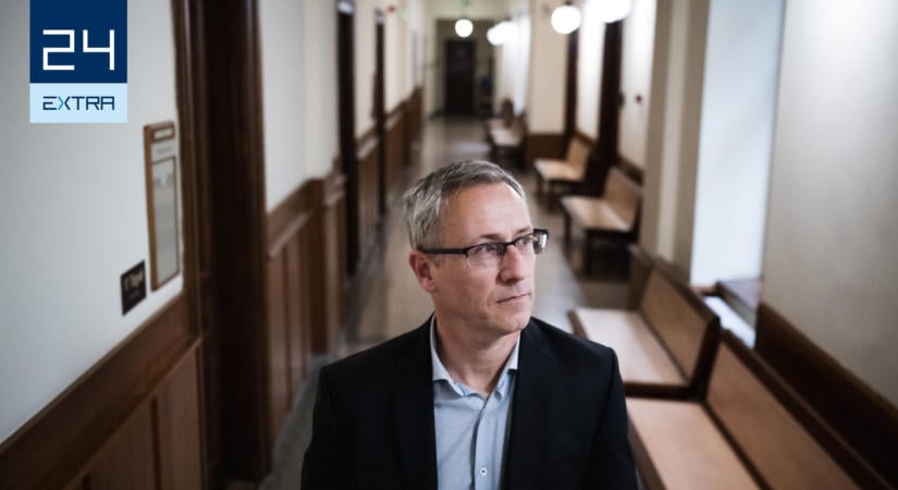 A vádlottakon hajtanák be a győri kukáscég 758 millióját