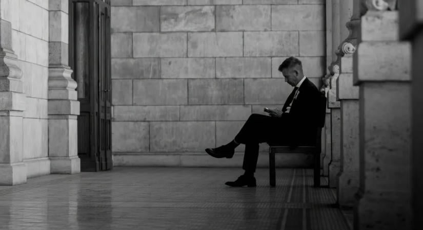 No Tinder, no Kinder – Magyar Péter ismét elszabadult a kommentmezőben