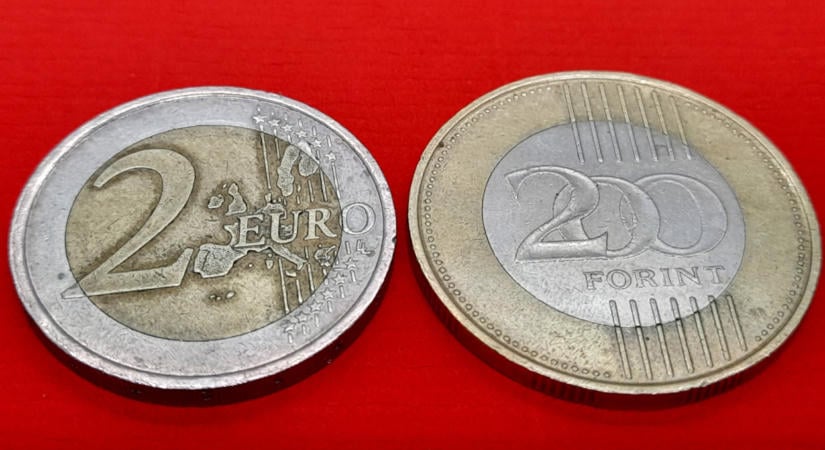 Rendkívüli bejelentés jött a magyar euróról: ekkor tűnhet el végleg a forint a pénztárcáinkból