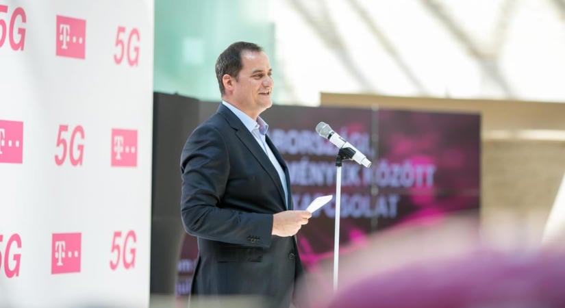 Elmondta a Telekom, miért száll ki a Fradi elnökségéből Rékasi Tibor