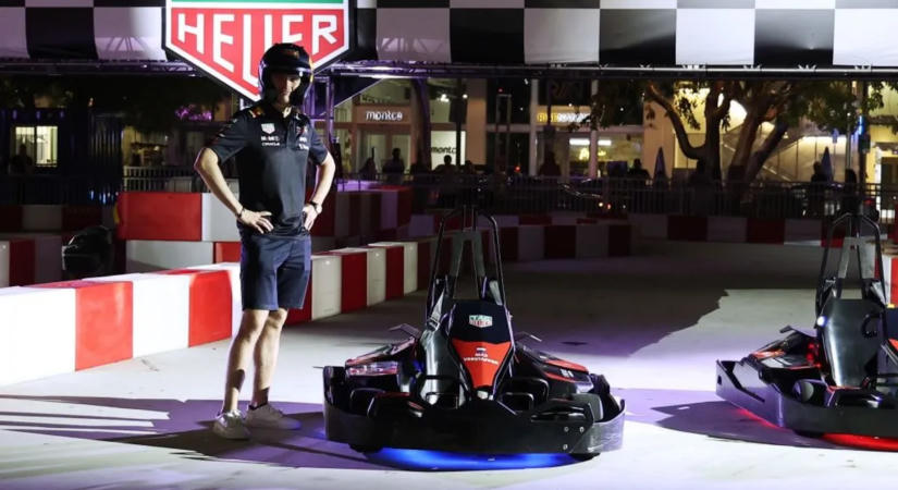Száz ember ellen áll ki gokarttal Verstappen Silverstone-ban