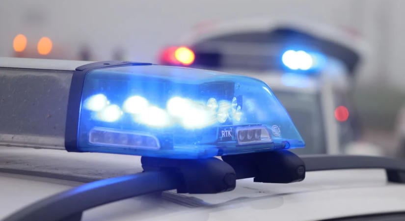 Békésen sétált a parkban, amikor egy futó férfi szexuálisan bántalmazta – hajtóvadászat indult a támadó után