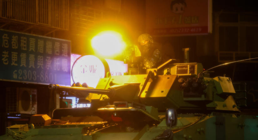 Először ismerték el: az Egyesült Államok egyre nagyobb katonai szerepet vállal a keleti nagyhatalom közelében