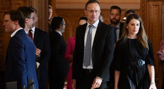 Szijjártó: Az új világrend tartós nyugat-kelet szembenállásra épül